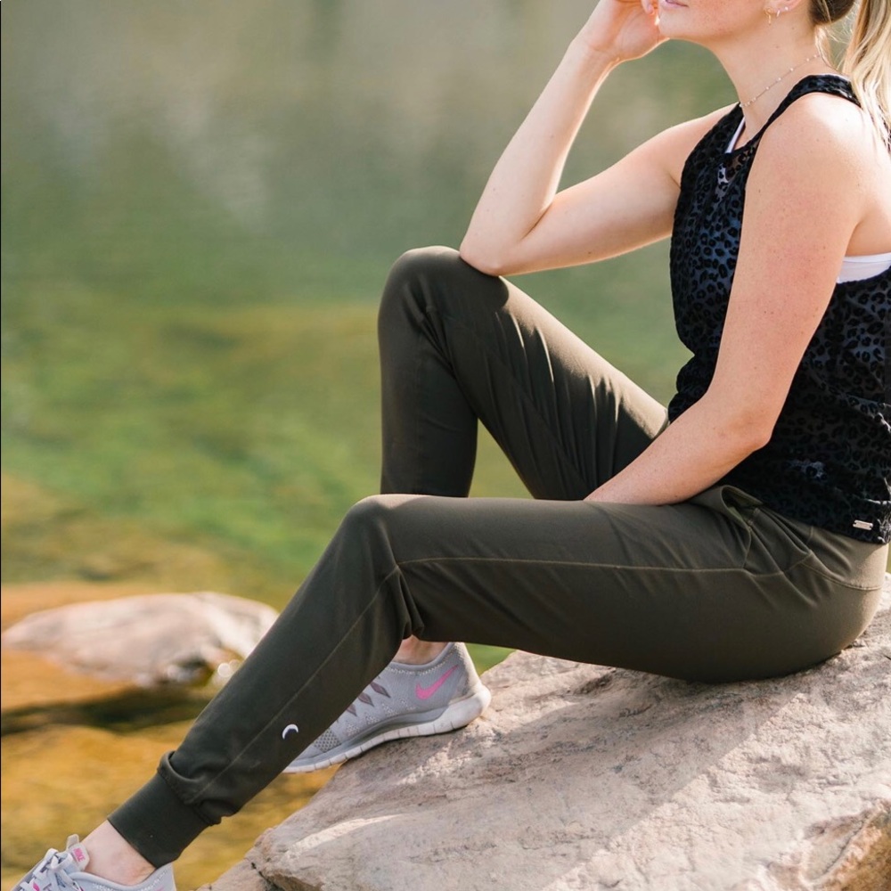 Zyia Ascend Joggers